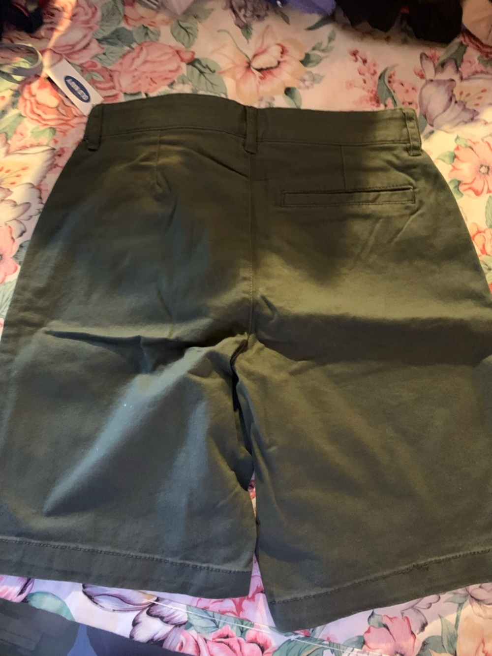 Old Navy Boys Olive Green Stretch Chino Shorts Size 12 - Picture 11 of 11